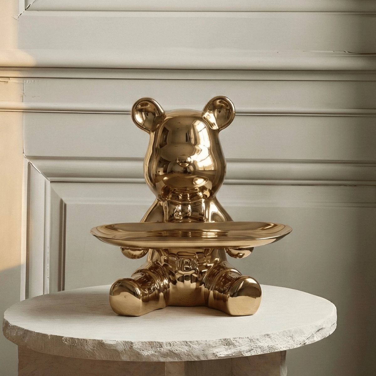Golden Bear Tray – تمثال دب بحامل أنيق