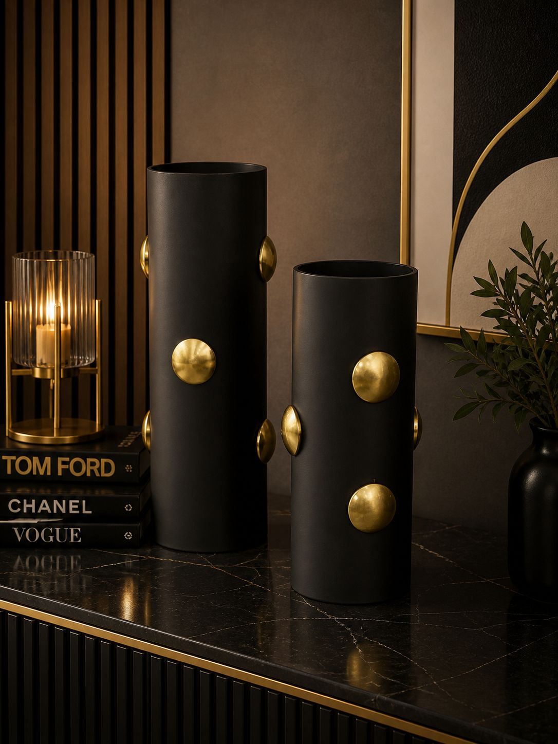 Black Gold Vase Set – طقم مزهريات مودرن فاخرة