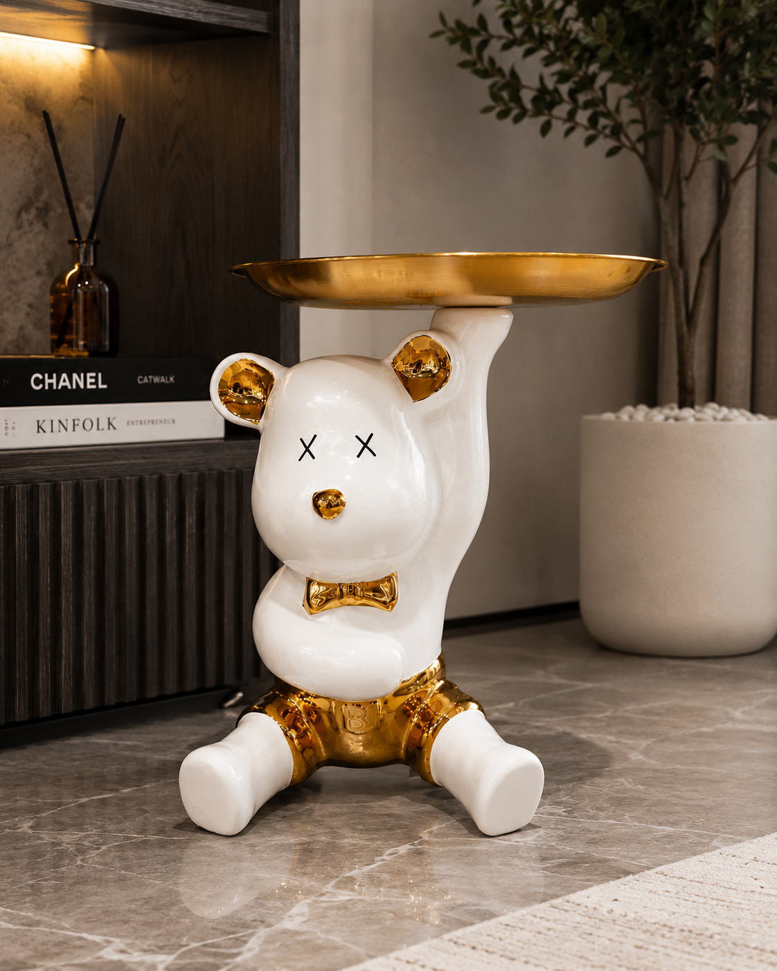 Luxury Bear Tray Statue – White & Gold Decorative Organizer
