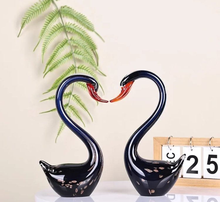 تماثيل زجاجية منفوخة يدوياً من ديكوراتكورا منحوتات زجاجية فنية كبيرة، ديكور زجاجي منفوخ، تماثيل بجعة زجاجية للزينة، مجموعة حيوانات فنية طقم 2 قطعه