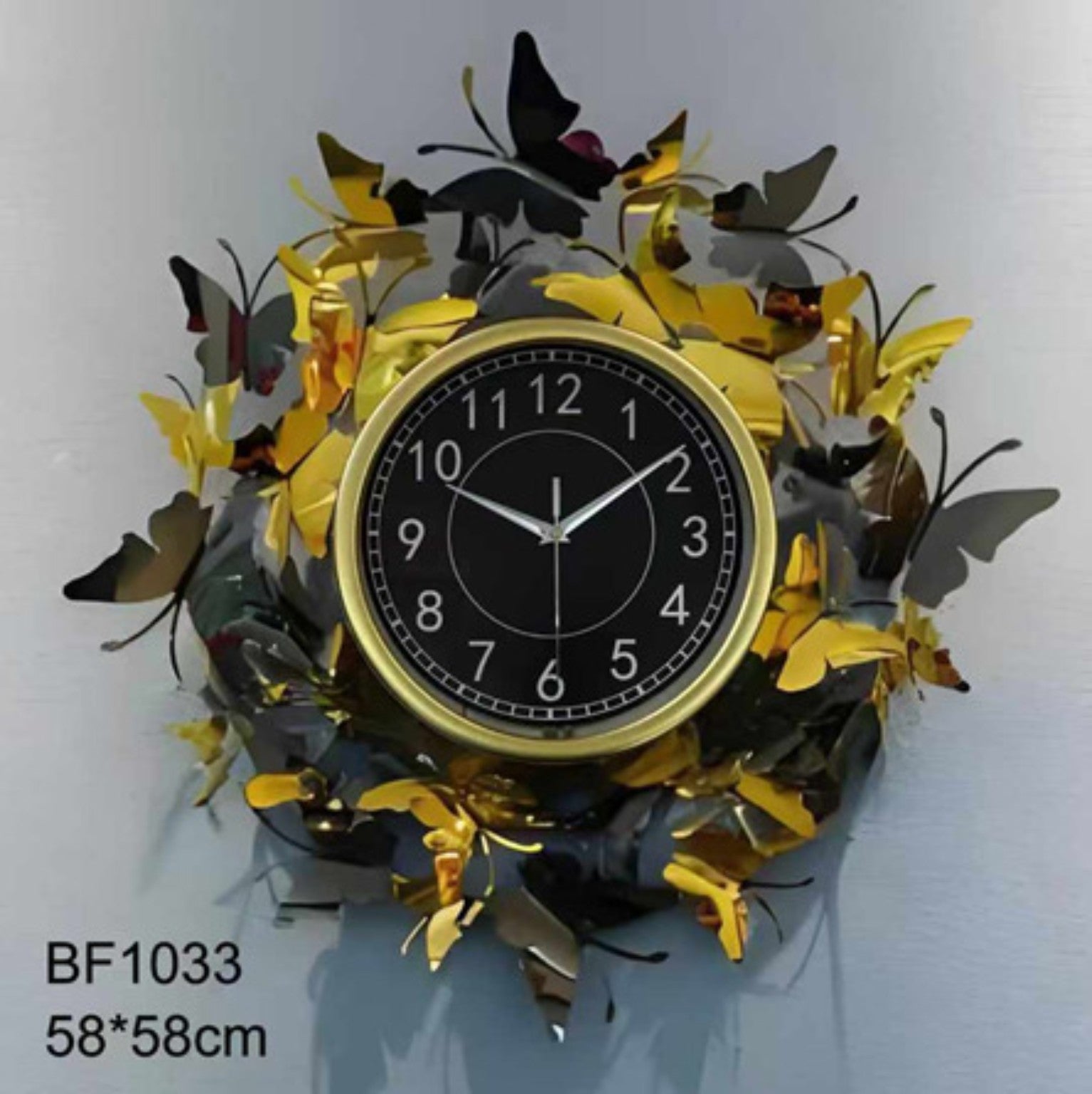 ساعة حائط ديكور فاخرة مقاس 60 سم – تصميم فراشات ذهبية وسوداء