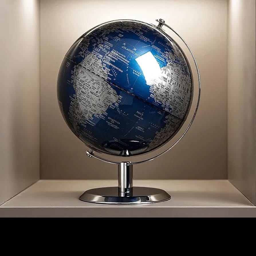 كرة أرضية ديكورية فاخرة باللون الأزرق المعدني – Globe Decor 26 سم