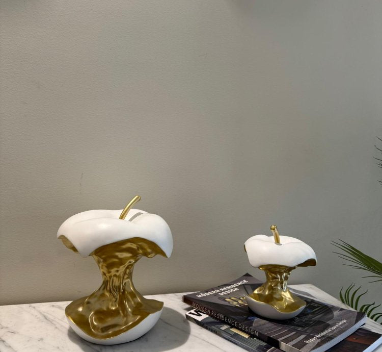 Golden Apple Core Sculpture – تمثال تفاحة فنية ذهبية (قطعتين)