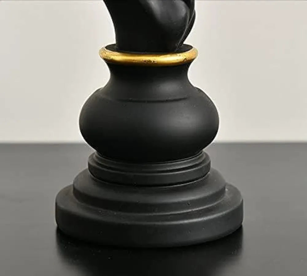 طقم ديكور شطرنج مودرن – 3 قطع أسود × ذهبي