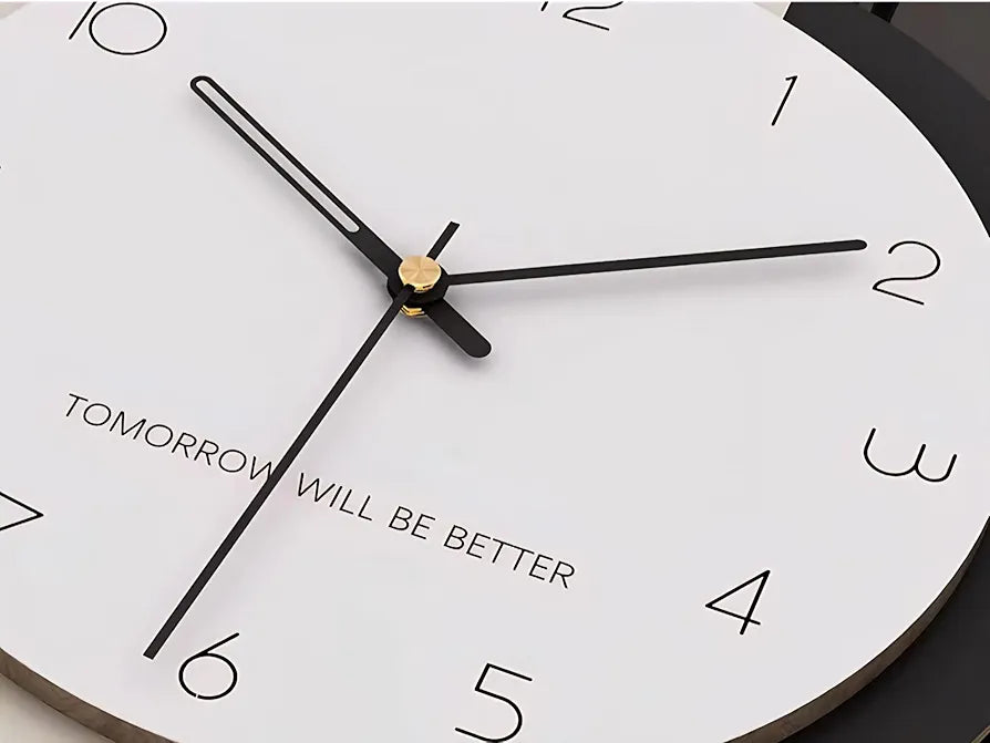 Modern Geometric Wall Clock – ساعة حائط مودرن بتصميم هندسي