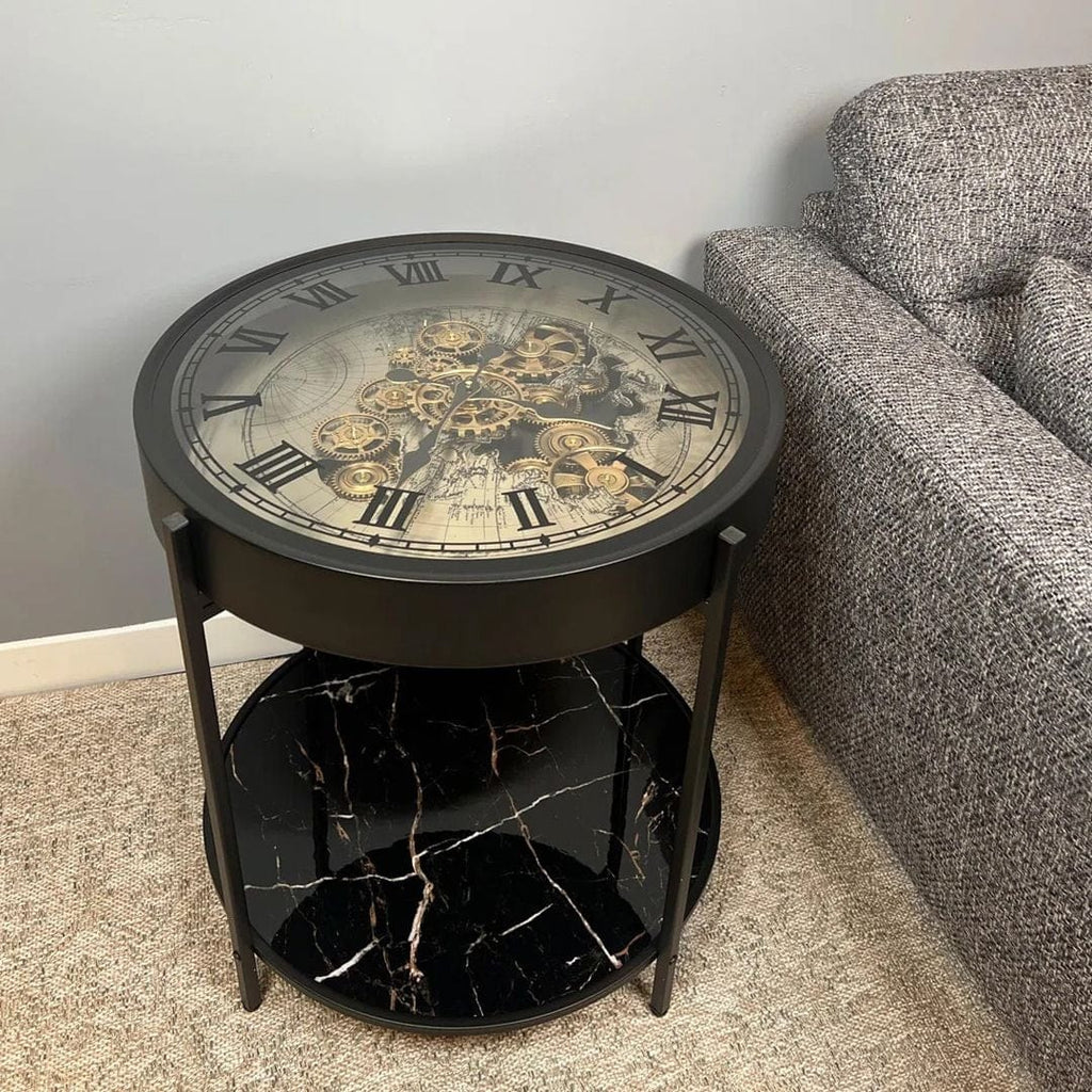 ترابيزة جانبية بتصميم ساعة كلاسيكية – Vintage Clock Side Table